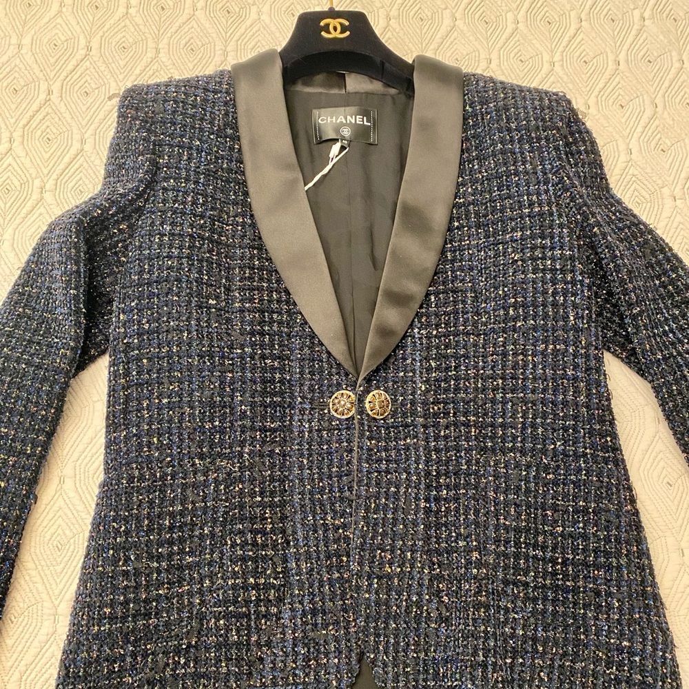 Chanel Tweed Jacket/Blazer